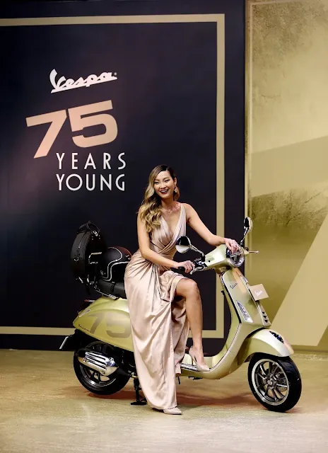 Vespa Primavera 75th Anniversary