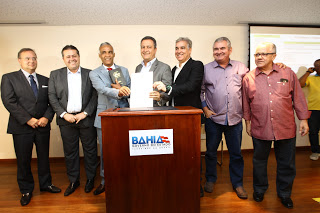 Rui autoriza construção de policlínica em Feira de Santana; unidade atenderá 28 municípios, cidade vizinha de Macajuba também está incluída.