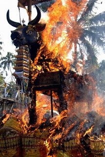 1 Mengenal upacara ngaben di bali