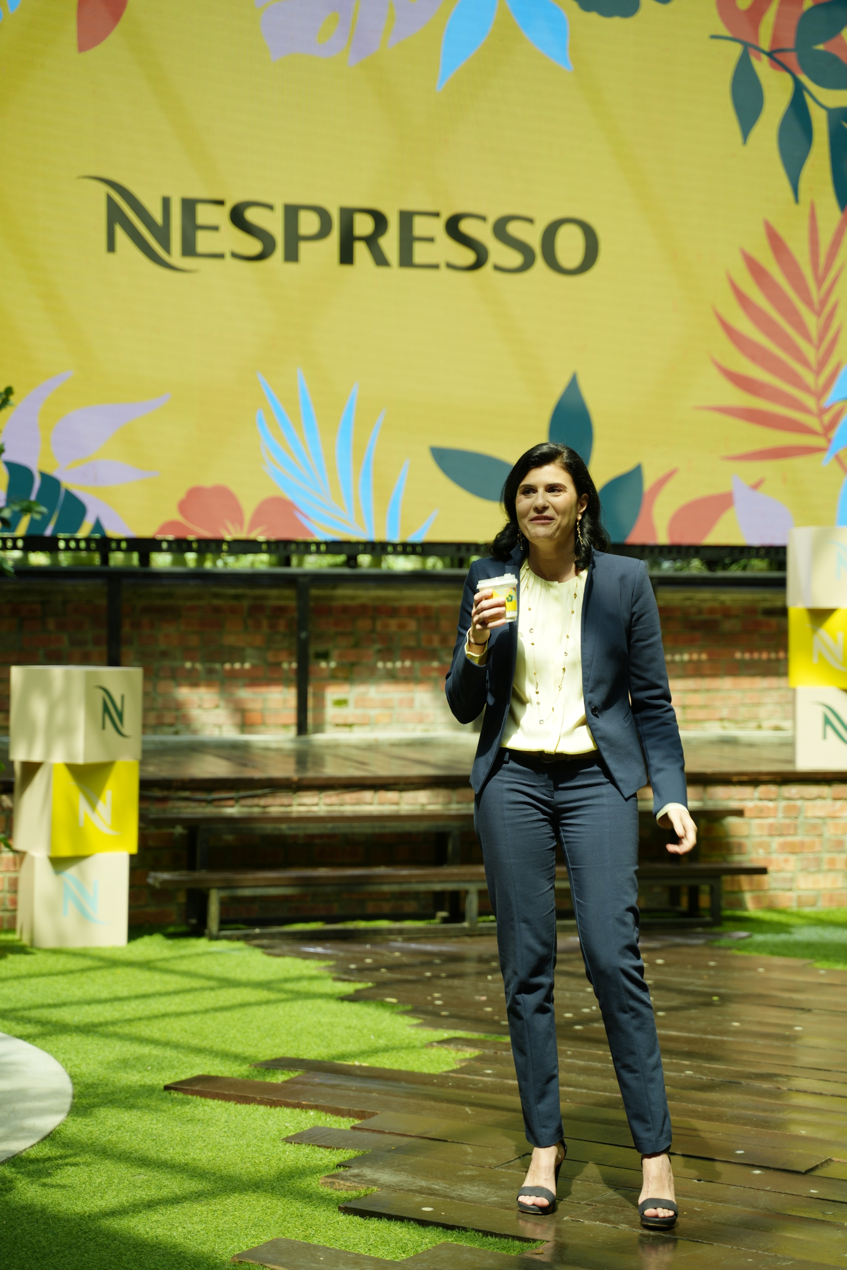 NESPRESSO Alessandra Ambrosio Mug Brew & Enjoy Coffee Cup *Limited Edition*