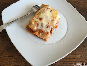 canelones-rellenos-con-bacalao-fresco-verduras-y-tomate