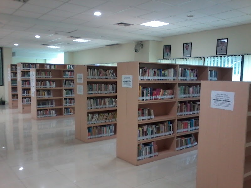 Inspirasi Populer 23+ Rak Buku Perpustakaan