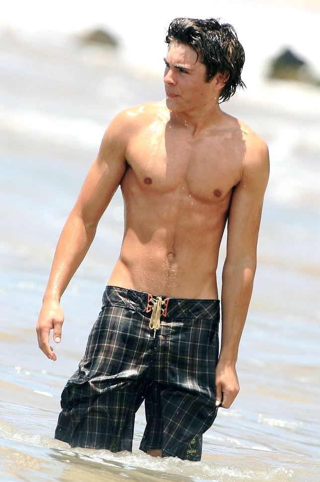 zac efron 2011 body. 2011 wallpapers zac efron.