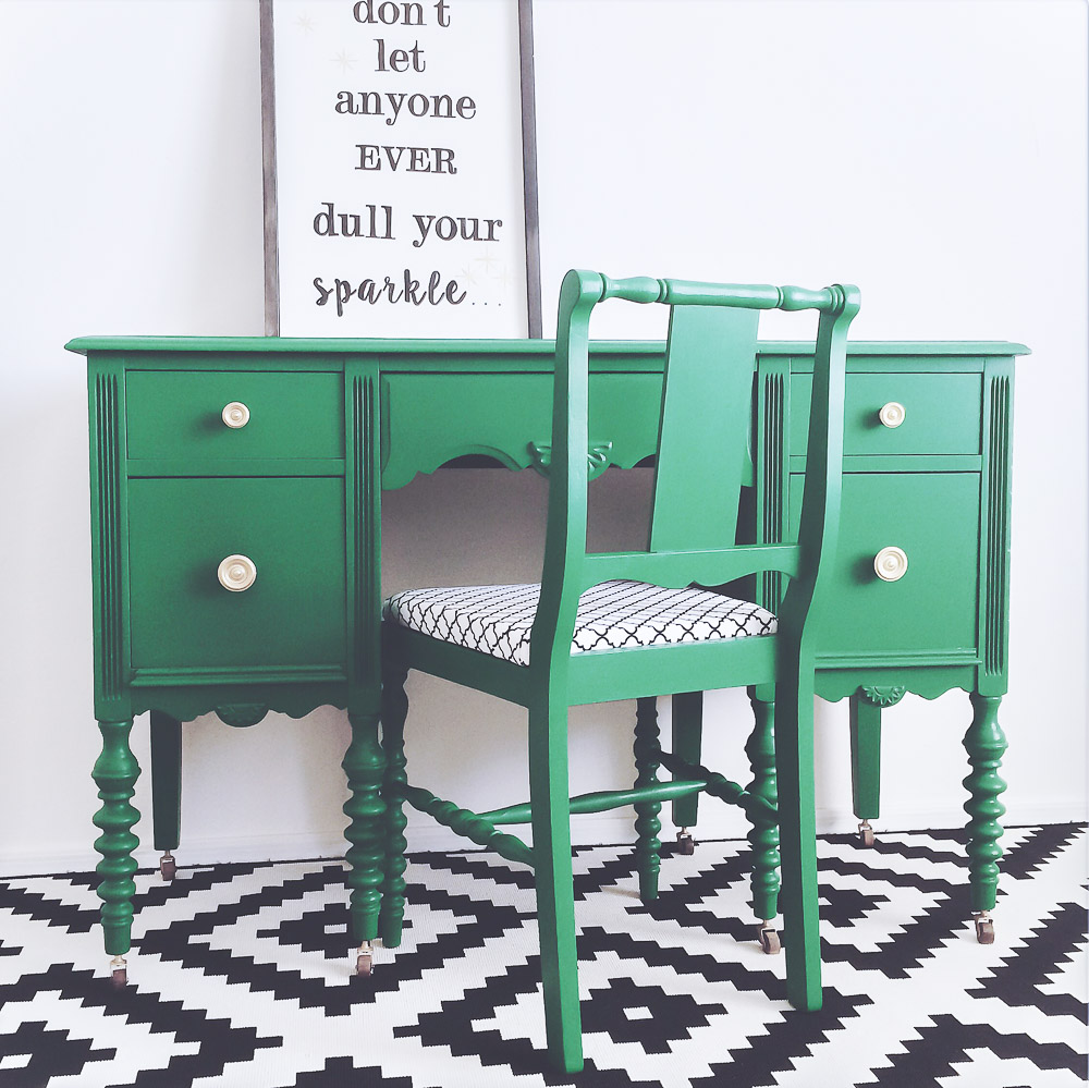 painting furniture in green, green hues, how to paint furniture, green desk, diy, painting furniture, before and after, furniture inspiration, furniture makeovers using green