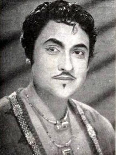 Ashok Kumar in Shikari