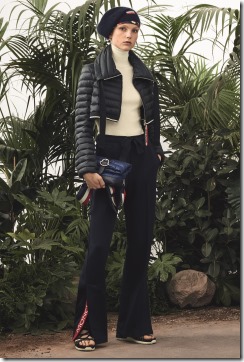 Moncler Woman_SS18_09