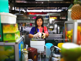 Buah-Long-Long-Juice-Sri-Tebrau-Hawker-Centre