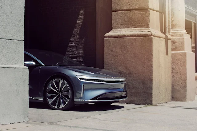 Lucid Air Vista Frontal 3/4