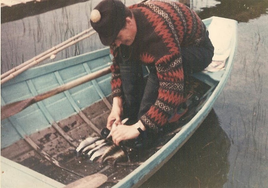 Raimo kalassa Pyhäjärvellä syyskesällä 1967