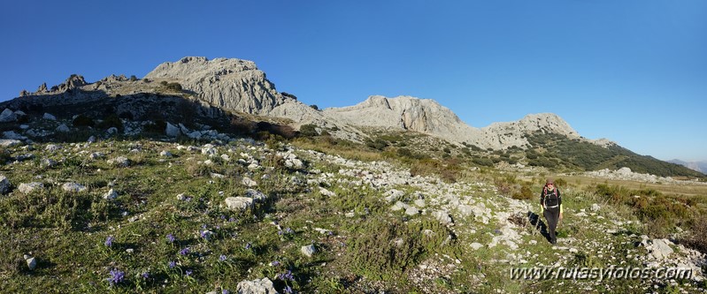 Crestería de la Peña Negra (Sierra del Co)