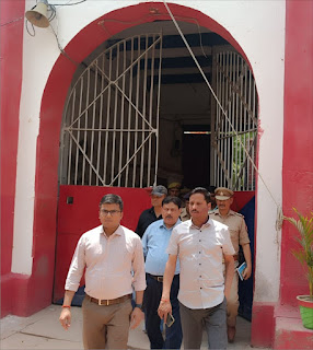 डीएम-एसएसपी ने जिला जेल का किया औचक निरीक्षण  | #NayaSaberaNetwork