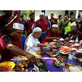 Tg Nik Aziz di Perhimpunan Jambori Amal Di Danau To' Uban