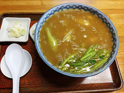 羽前屋　カレーそば