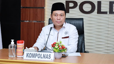 2  Tahun ditangguhkan, Anggota Komisioner Kompolnas RI Apresiasi Polres Labuhanbatu Selatan  Melayani Dumas. 