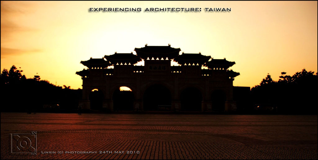 experiencing architecture