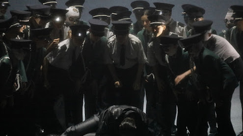 Benedict Andrews monte film noir Dame pique Tchaïkovski l'Opéra Munich.