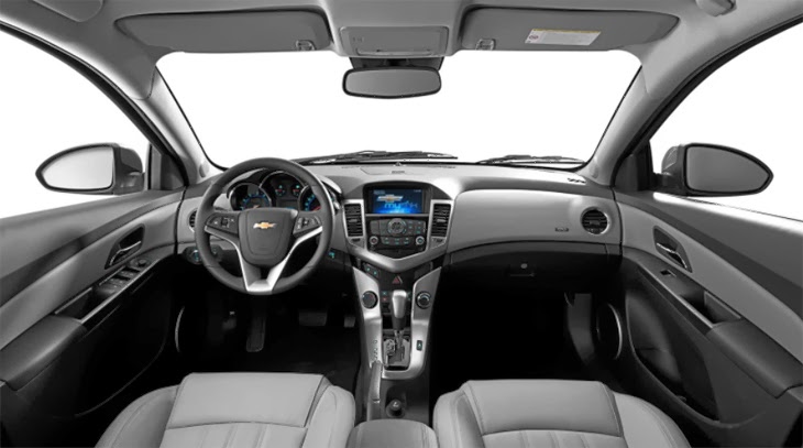 Chevrolet Cruze é na Rumo Norte : Cruze LTZ - Dual Cockpit, design em que duas células idênticas oferecem mais prazer e emoção em movimento.