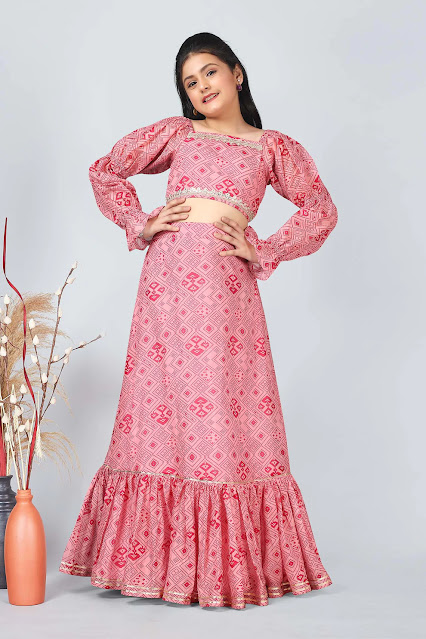 girls-lehenga-choli