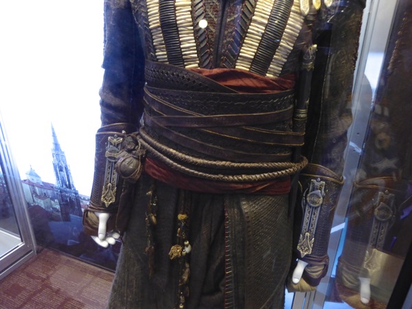 Assassins Creed Aguilar waist costume detail