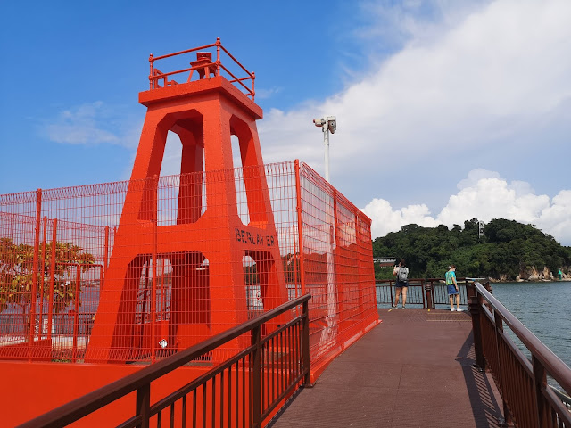 新加坡本岛最南端的红色灯塔