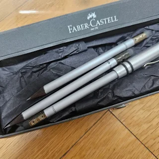 FABER CASTELL UFO PERFECT PENCIL SET SILVER