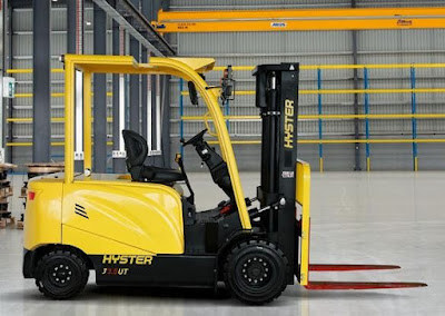 Xe nâng điện Hyster J1.8UT 1.8 tấn