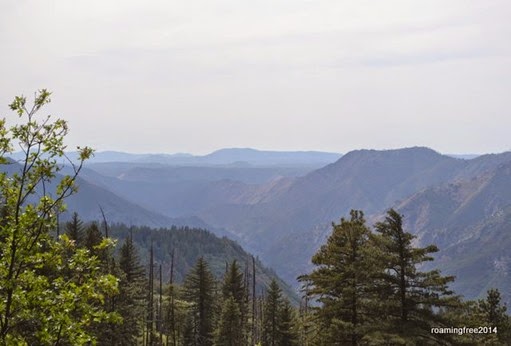 View of the mountains from Glacier Point Road