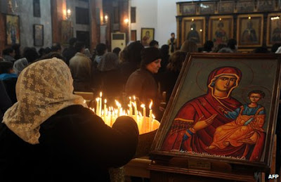 «Γιατί η Αμερική έχει πόλεμο εναντίον μας;», ρωτούν οι χριστιανοί της Συρίας