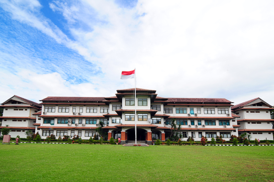 Islamic Boarding School Terbaik SMA Dwiwarna