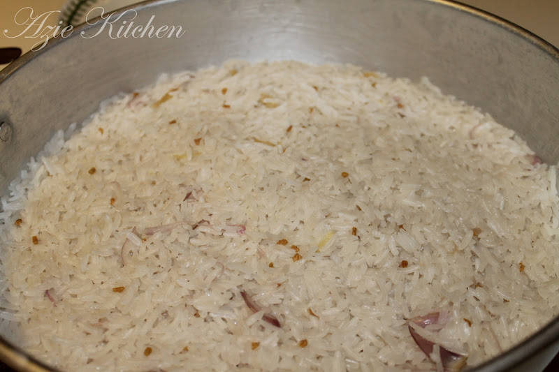 Nasi Dagang Terengganu Untuk Sarapan - Azie Kitchen