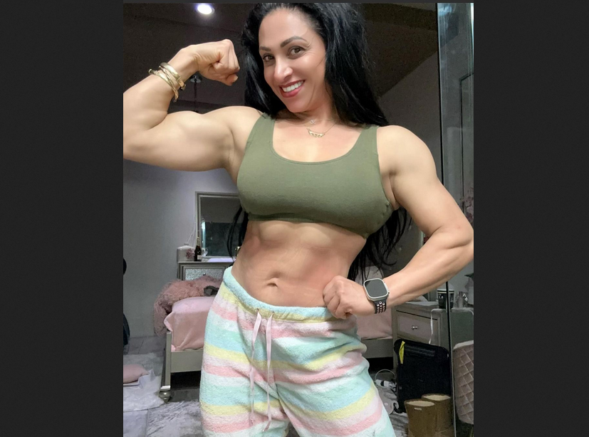 How should a women bodybuilder train ?