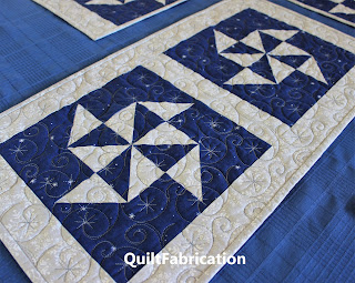 EASY QUILT PATTERN-PLACEMATS-TABLE RUNNER-BEGINNER PATTERN-SEASONAL DECOR