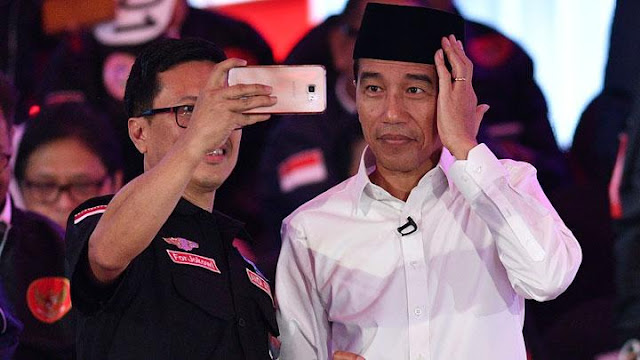 ACTA Laporkan Jokowi Ke Bawaslu Atas Pelanggaran Kampanye