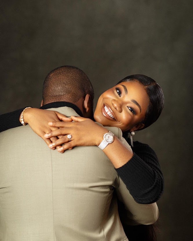 I'm so belssed to be with yiou- Mercy Chinwo celebrates as she getd engaged to Pastor Blessed (Photos)