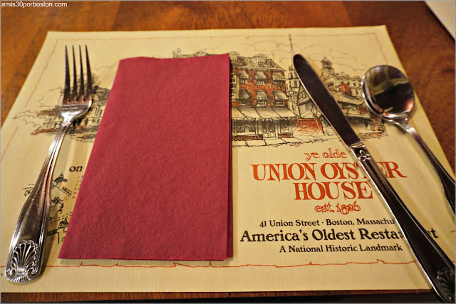 Mesa del Restaurante Union Oyster House en Boston