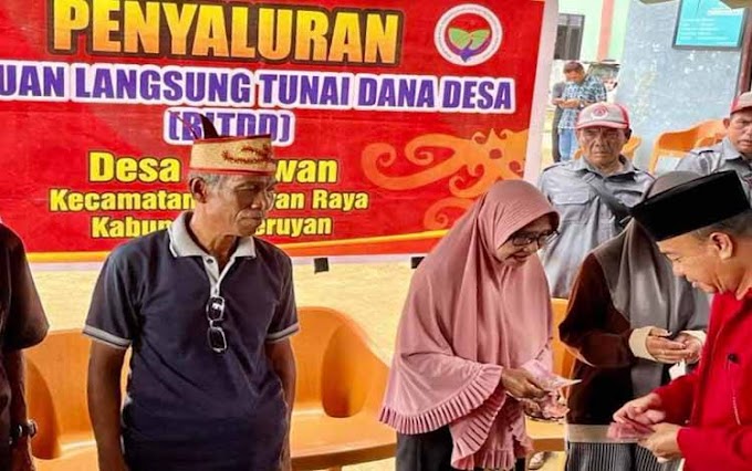 KPM di Desa Tarawan Dapat BLTDD. Bupati : Semoga Bermanfaat dan Berkah