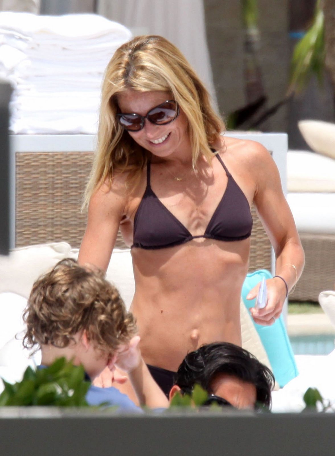 Kelly Ripa Micro Bikini Pictures