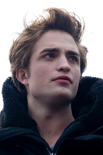 Robert Pattinson Hairstyle Ideas for Men