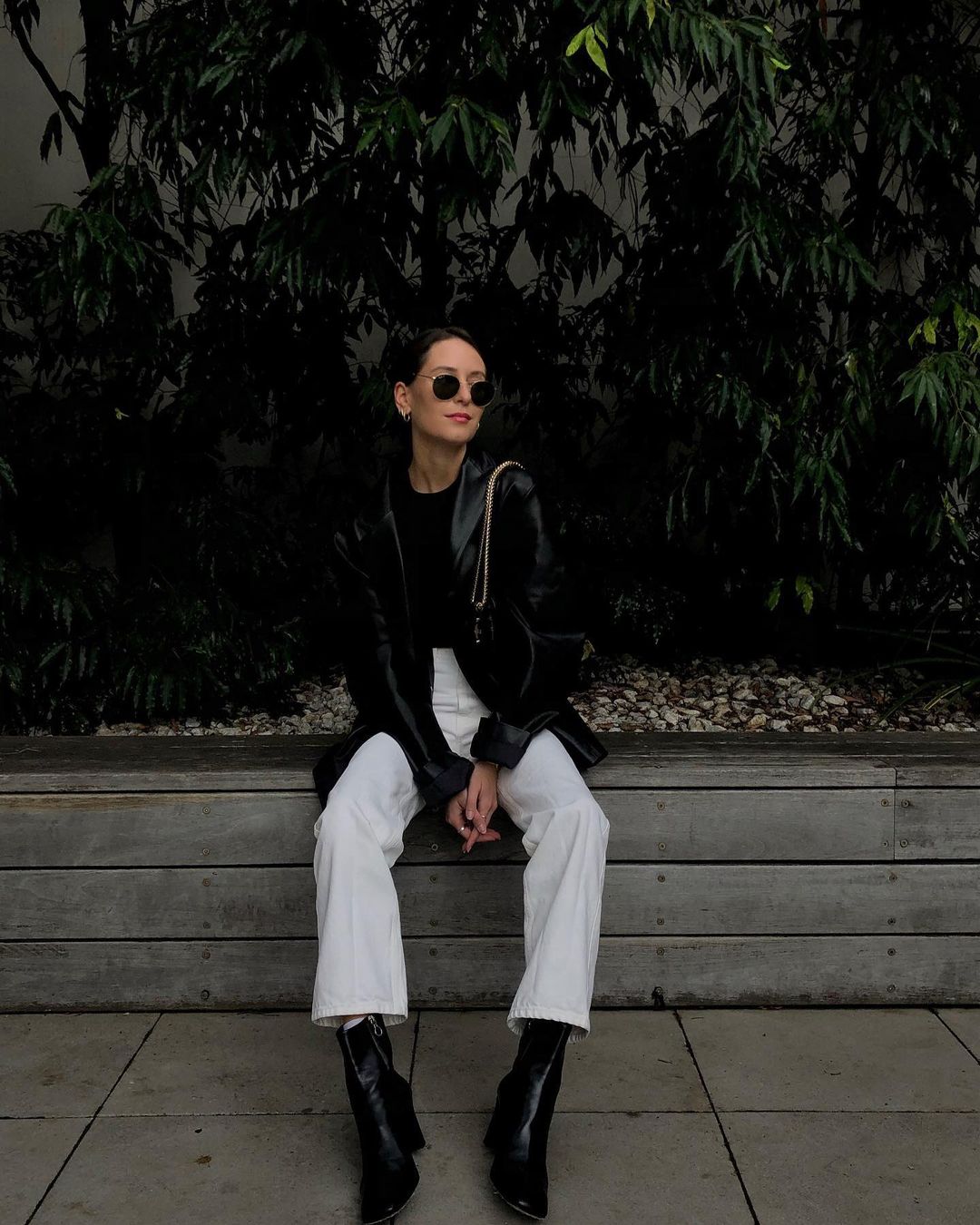 Le Fashion: Jess Alizzi's Outfit Is Filled With Cool-Girl Essentials