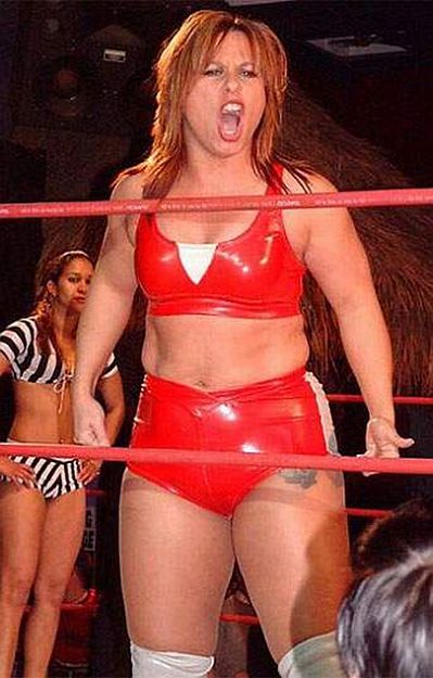 Lexie Fyfe - Womens Pro Wrestling