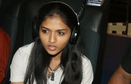 Sunaina in Blur - new-hotindiangirls.blogspot.com