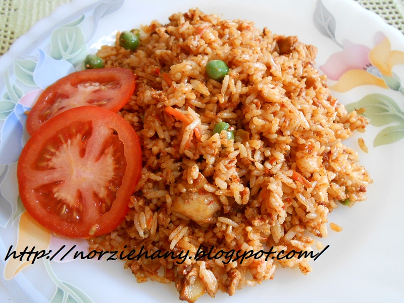 Norzie hany: Nasi Ayam Goreng