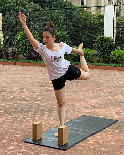 Actress Yoga