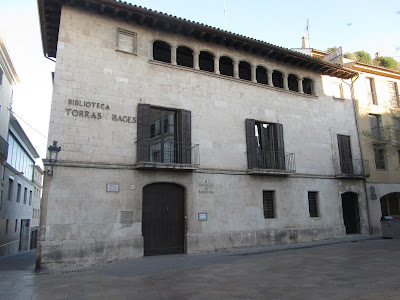 VILAFRANCA DEL PENEDÈS AL REIAL MONESTIR DE SANTA MARIA DE SANTES CREUS PERE EL GRAN - Seguint la ruta del seu enterrament pel Camí Ral, Palau Gomà a Vilafranca del Penedès