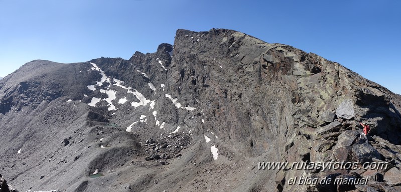 Pico Veleta por los Tajos - Lagunillo Misterioso - Chorreras del Molinillo