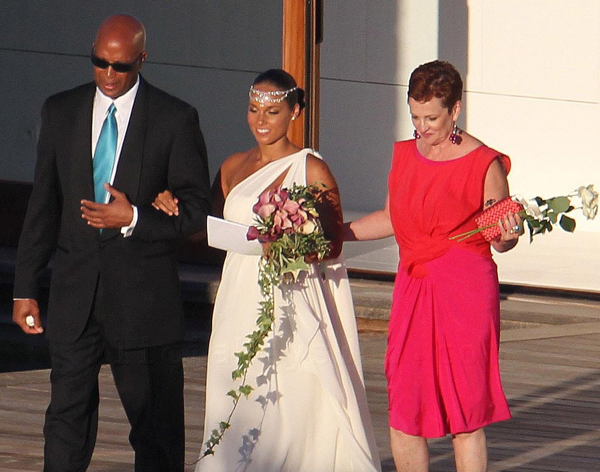 Alicia Keys wedding photos Yesterday Clinton Wedding Photos was on top 40