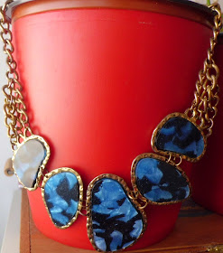 Collar de piedras azules marinas coqutte collier