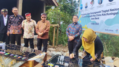 UM Buton Berkolaborasi Resmikan Tugu dan Taman Kampung KB di Kuningan