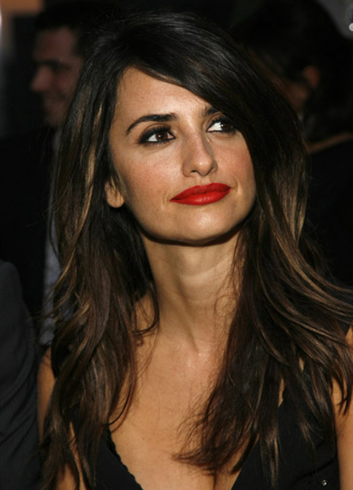 Fashionable Celebrity Hairstyle Penelope Cruz 01