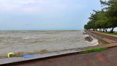 sejarah pantai boom